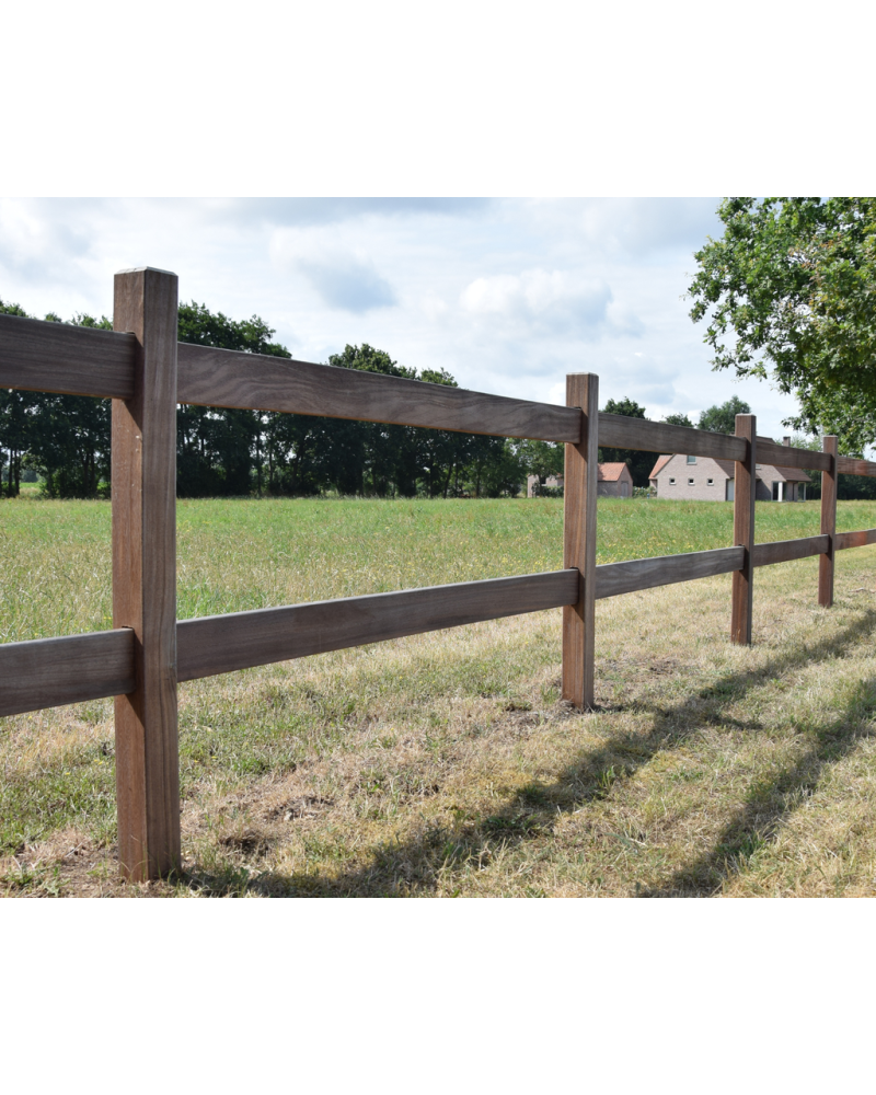 Dierenomheining Ranch ligger