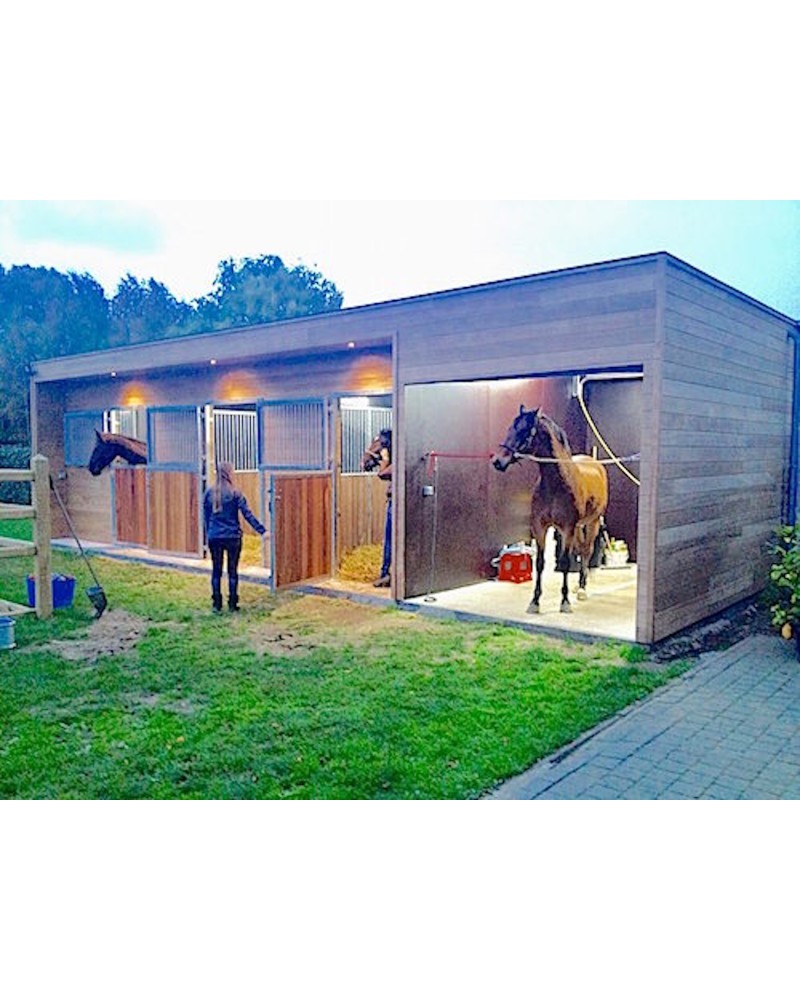 paardenstal modern